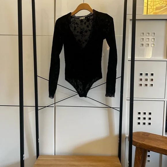 NWT Free people Lace Long sleeve Body suit - Picture 6 of 13